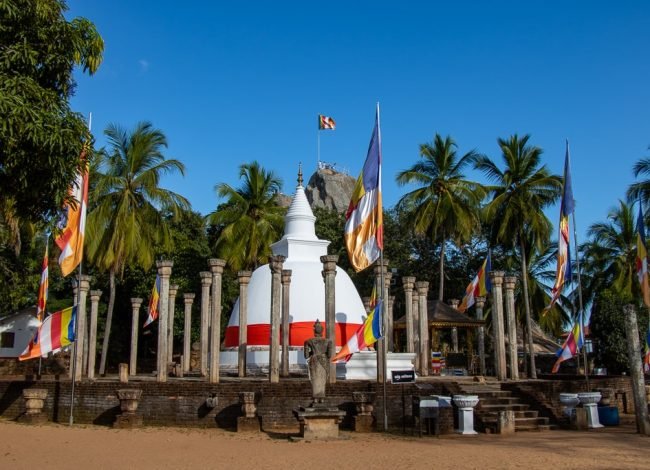 Ambasthala-Dagoba-Mango-Tree-Stupa-in-Mihintale-Sri-Lanka (1)